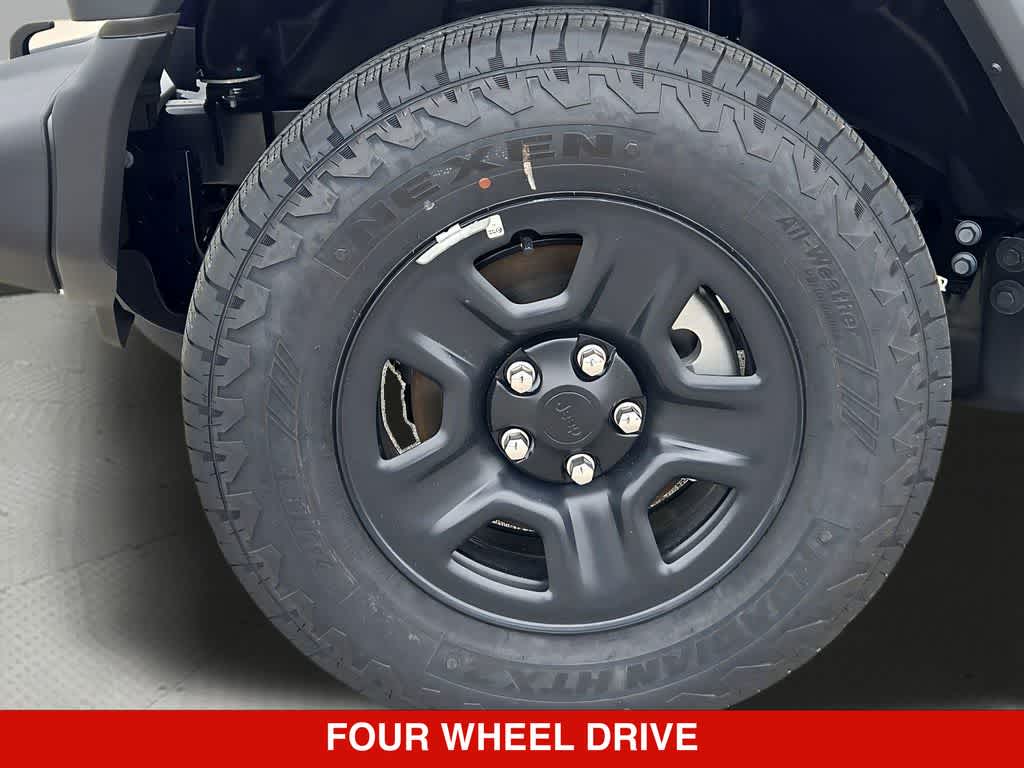 Thumbnail: 2026 Jeep Wrangler - 14