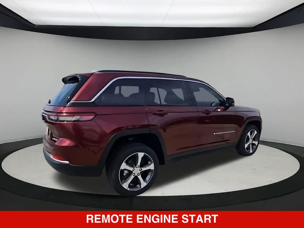 Thumbnail: 2026 Jeep Grand Cherokee - 8