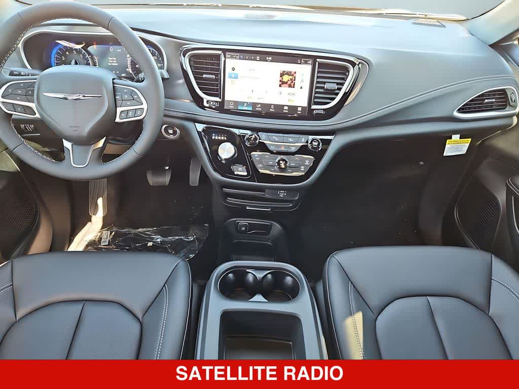 Thumbnail: 2026 Chrysler Pacifica - 16