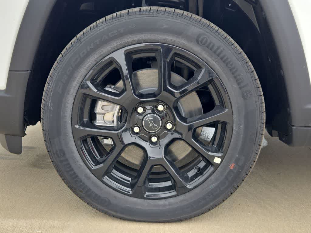 Thumbnail: 2026 Jeep Compass - 14