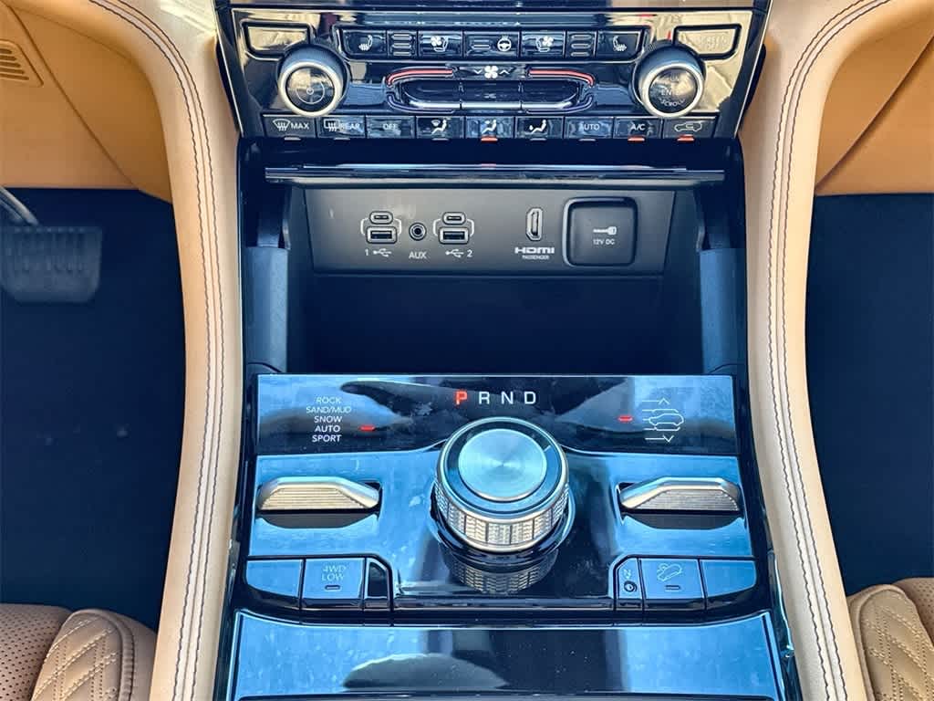 Thumbnail: 2025 Jeep Grand Cherokee - 17