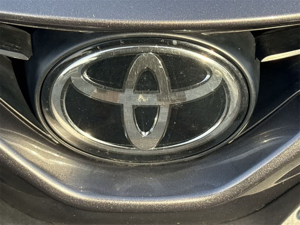 Thumbnail: 2022 Toyota Camry - 7