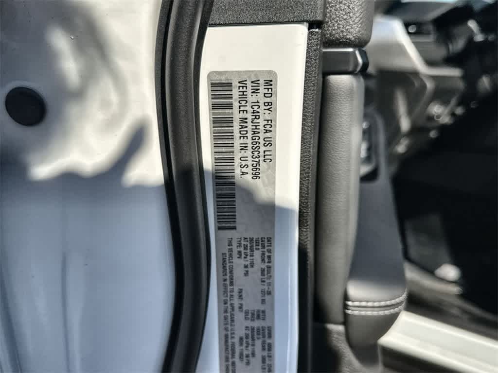 Thumbnail: 2025 Jeep Grand Cherokee - 27