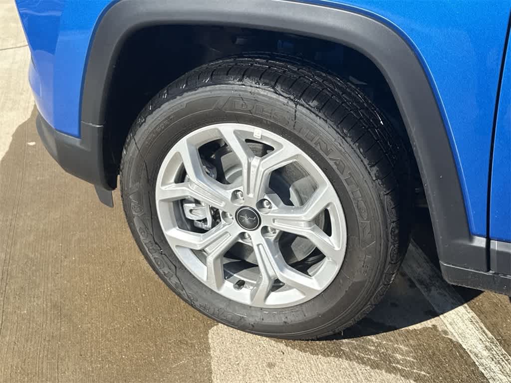 Thumbnail: 2026 Jeep Compass - 9