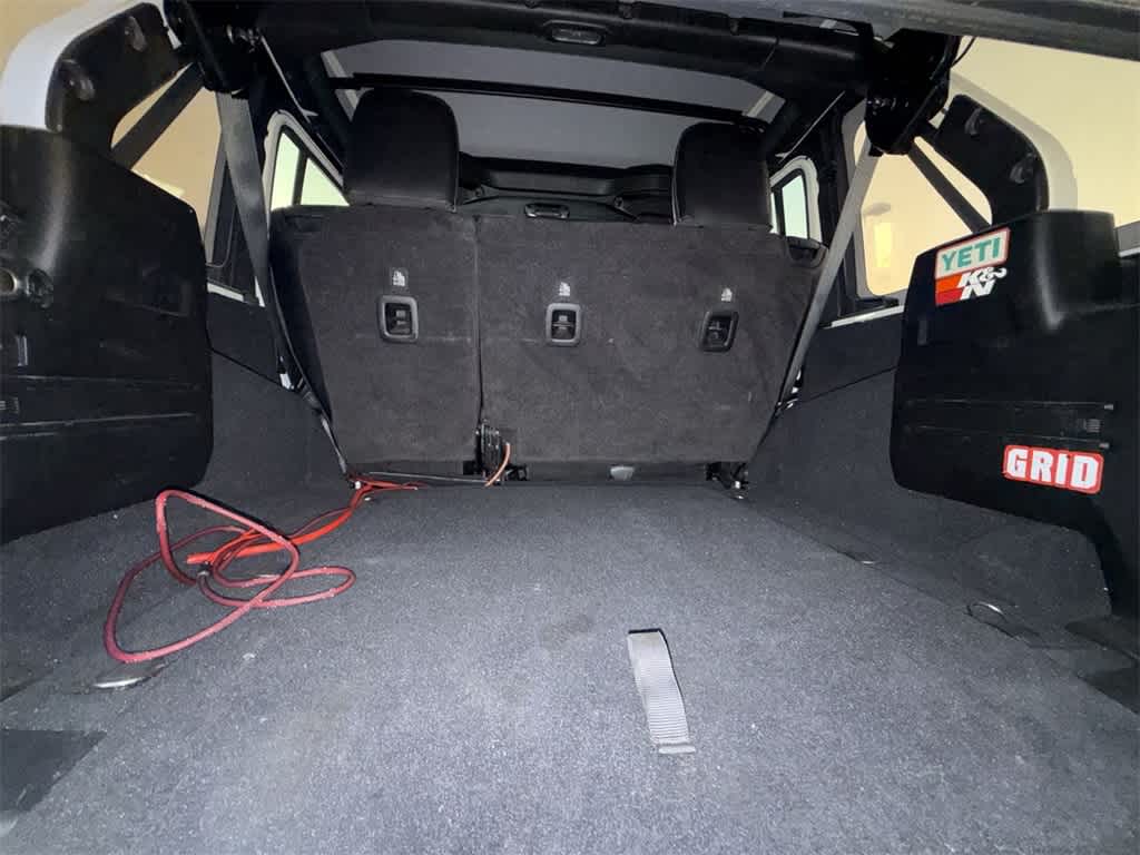 Thumbnail: 2019 Jeep Wrangler - 20