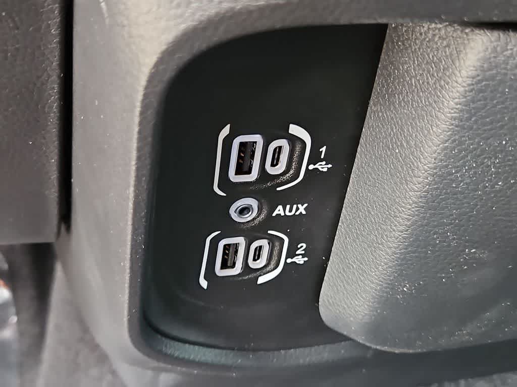 Thumbnail: 2026 RAM 1500 - 30