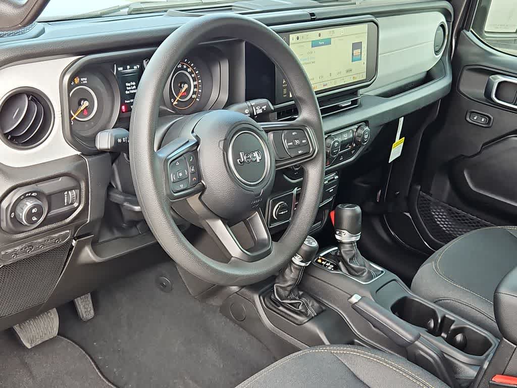 Thumbnail: 2026 Jeep Gladiator - 10