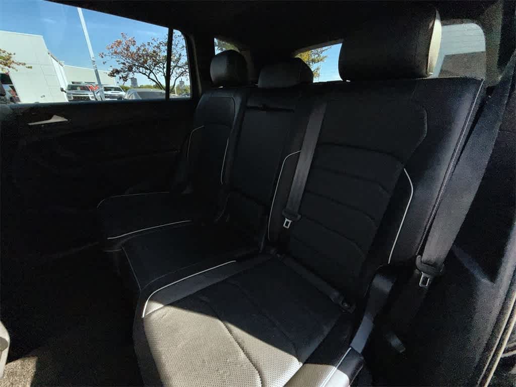 Thumbnail: 2023 Volkswagen Tiguan - 12