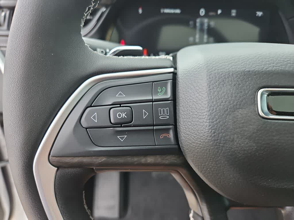 Thumbnail: 2026 Jeep Grand Cherokee - 26