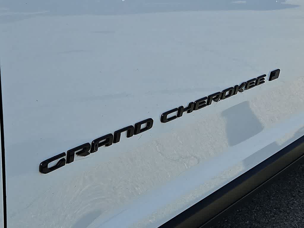 Thumbnail: 2023 Jeep Grand Cherokee - 13