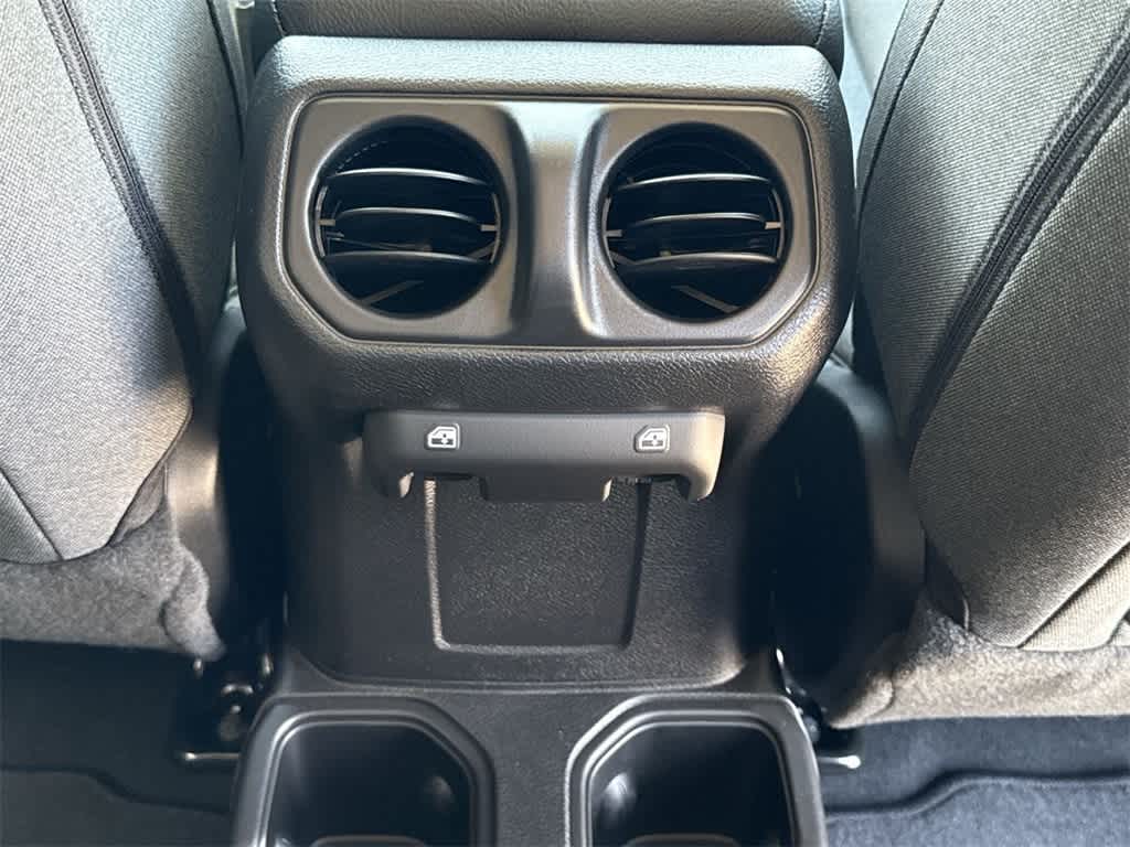 Thumbnail: 2025 Jeep Wrangler - 19