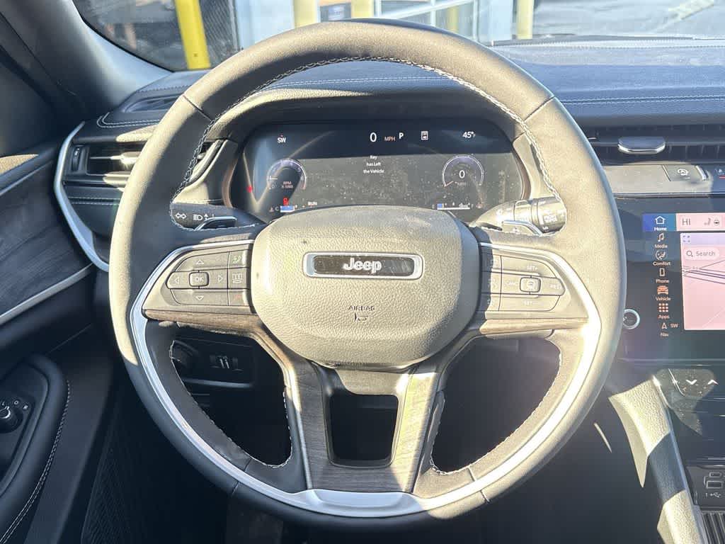 Thumbnail: 2026 Jeep Grand Cherokee - 18