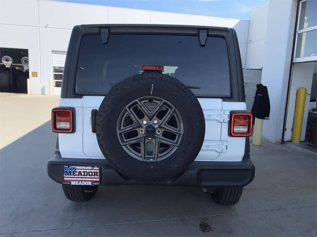 Thumbnail: 2025 Jeep Wrangler - 5