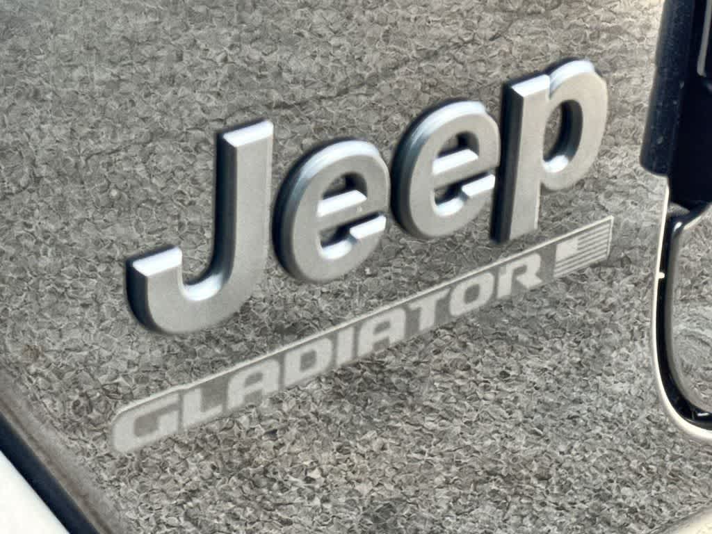 Thumbnail: 2026 Jeep Gladiator - 8