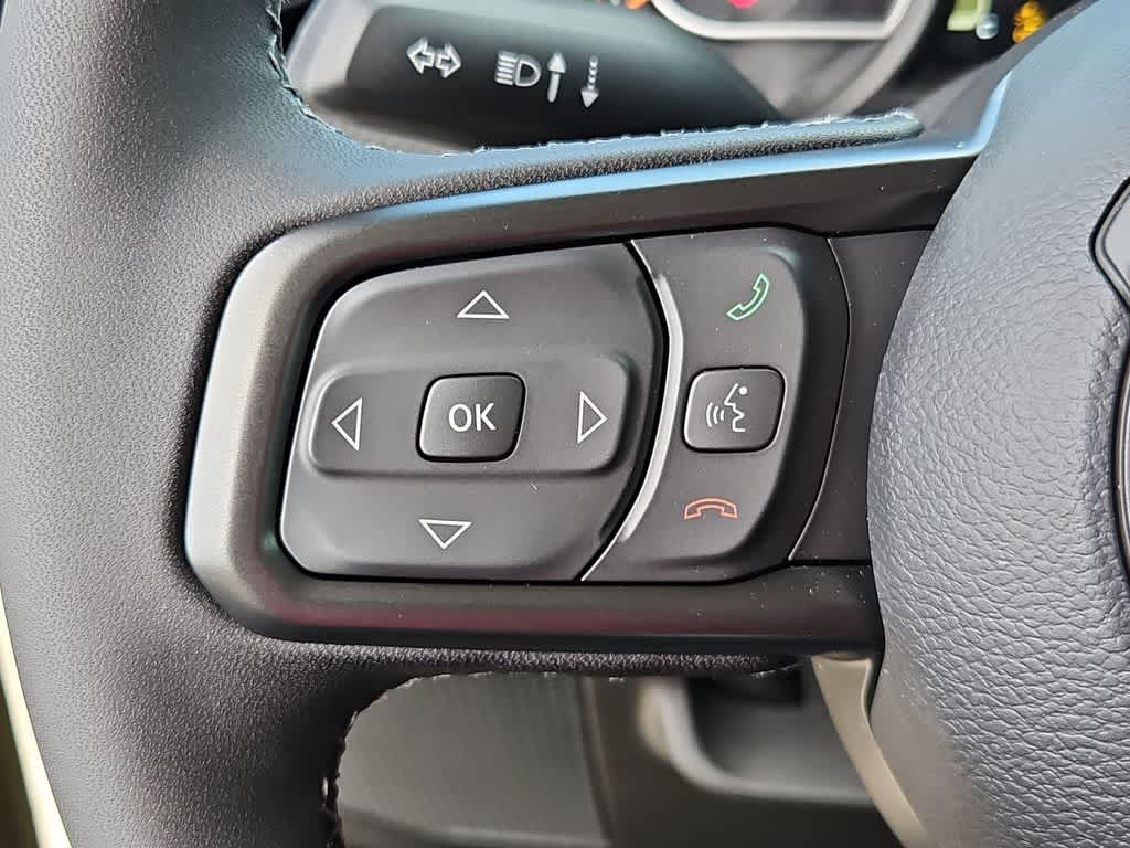 Thumbnail: 2026 Jeep Gladiator - 24