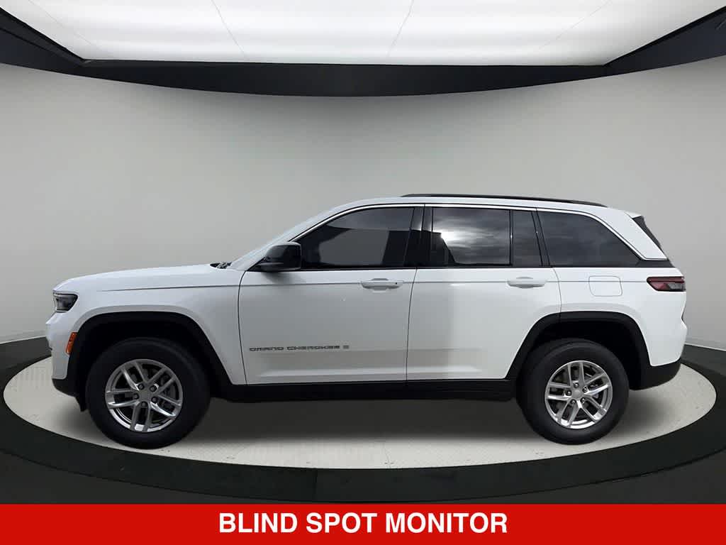Thumbnail: 2026 Jeep Grand Cherokee - 3