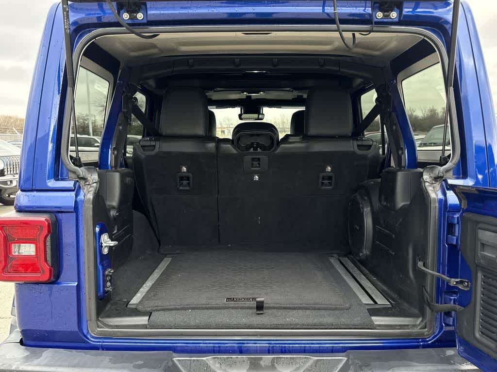 Thumbnail: 2019 Jeep Wrangler - 21