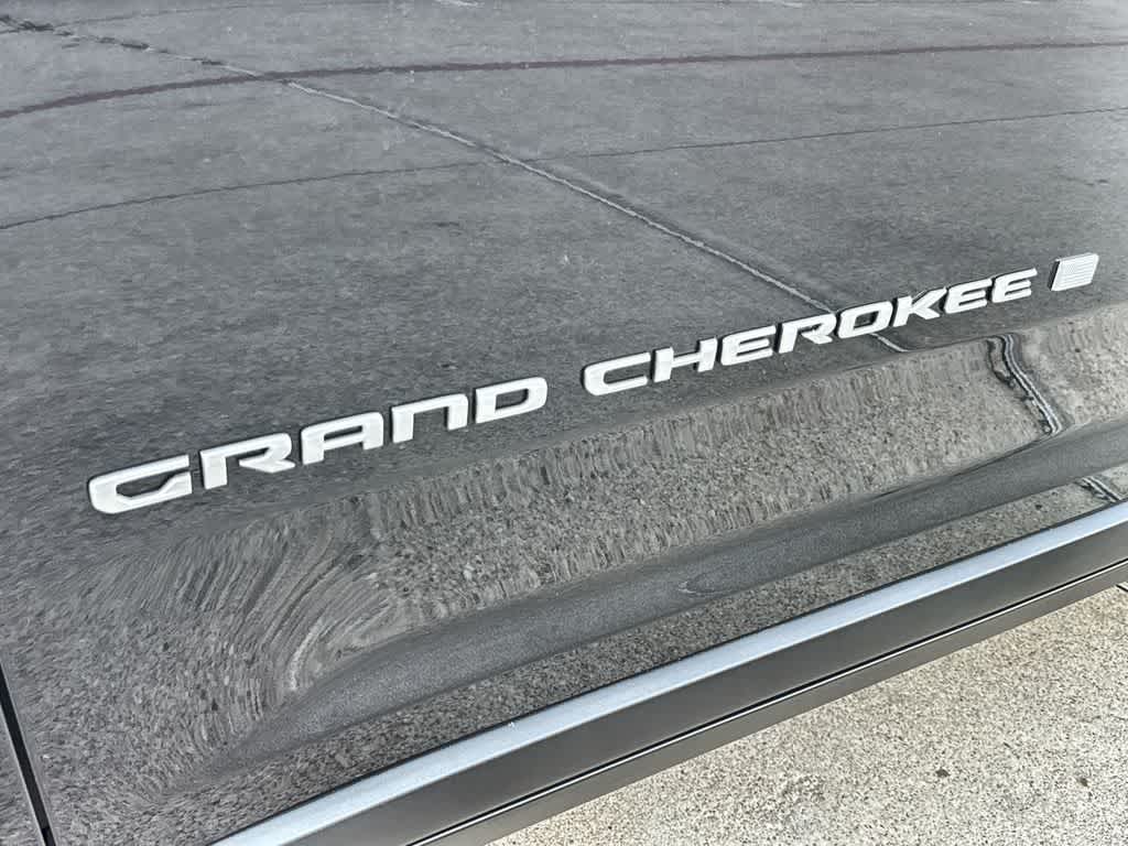 Thumbnail: 2025 Jeep Grand Cherokee L - 7