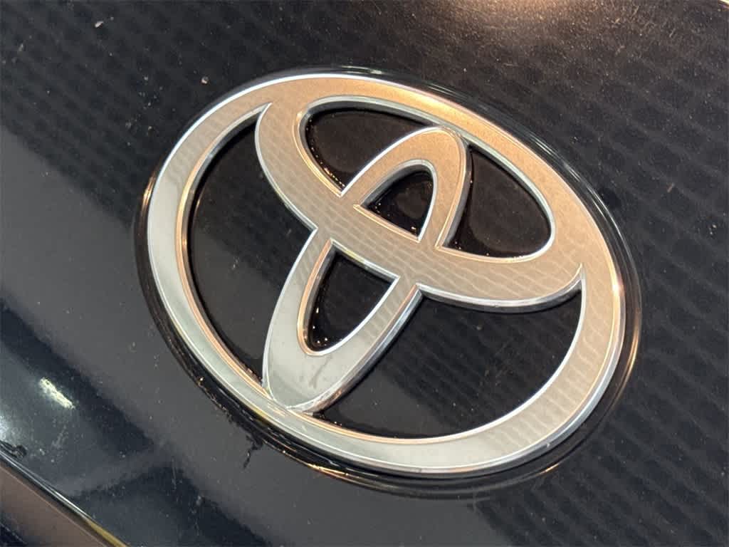 Thumbnail: 2025 Toyota Camry - 10