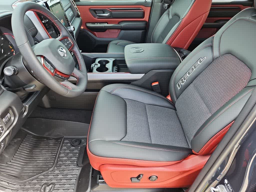 Thumbnail: 2026 RAM 1500 - 17