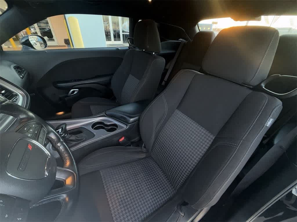 Thumbnail: 2023 Dodge Challenger - 8