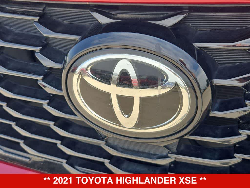 Thumbnail: 2021 Toyota Highlander - 11