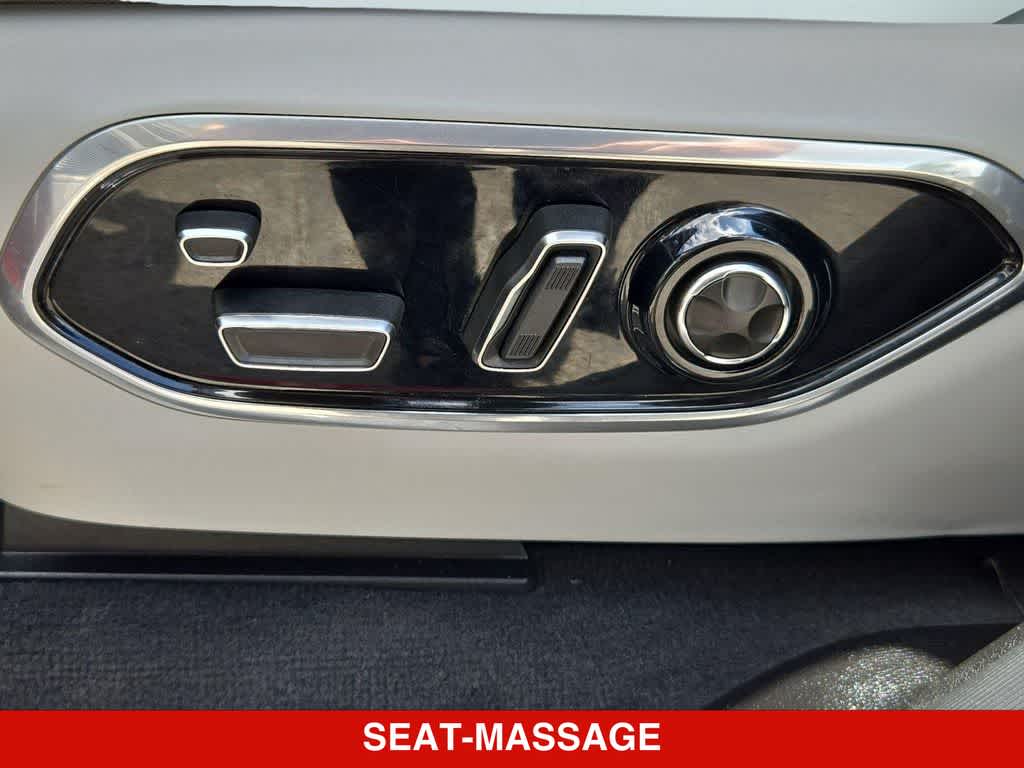 Thumbnail: 2022 Jeep Grand Cherokee - 16