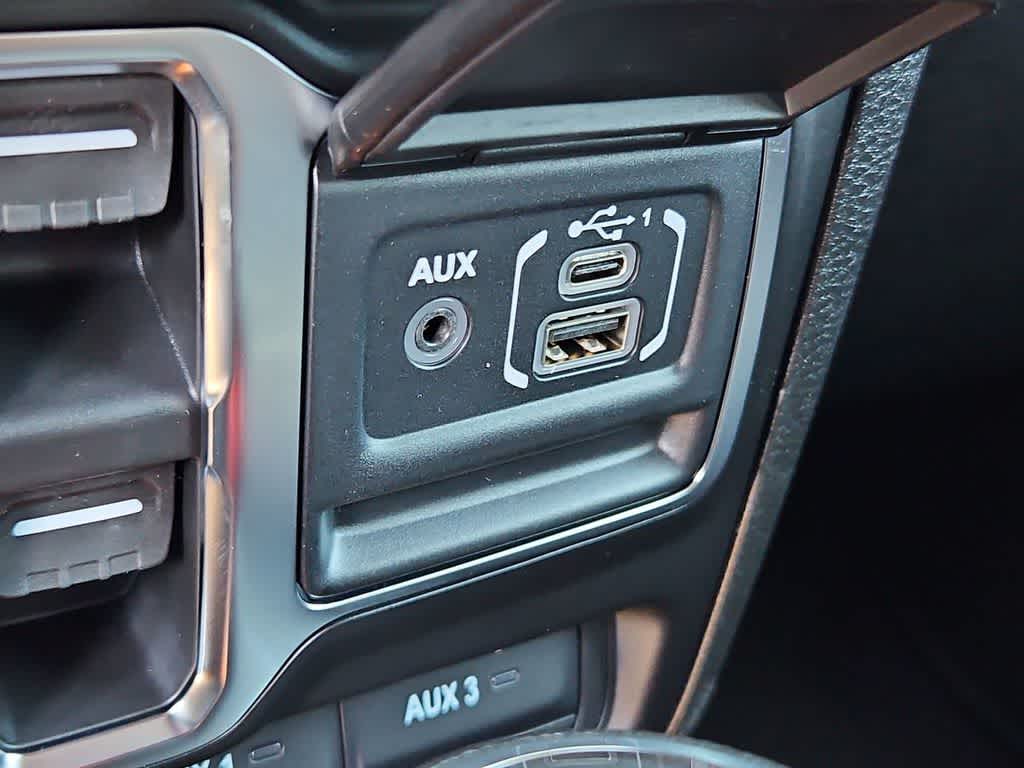 Thumbnail: 2026 Jeep Wrangler - 31