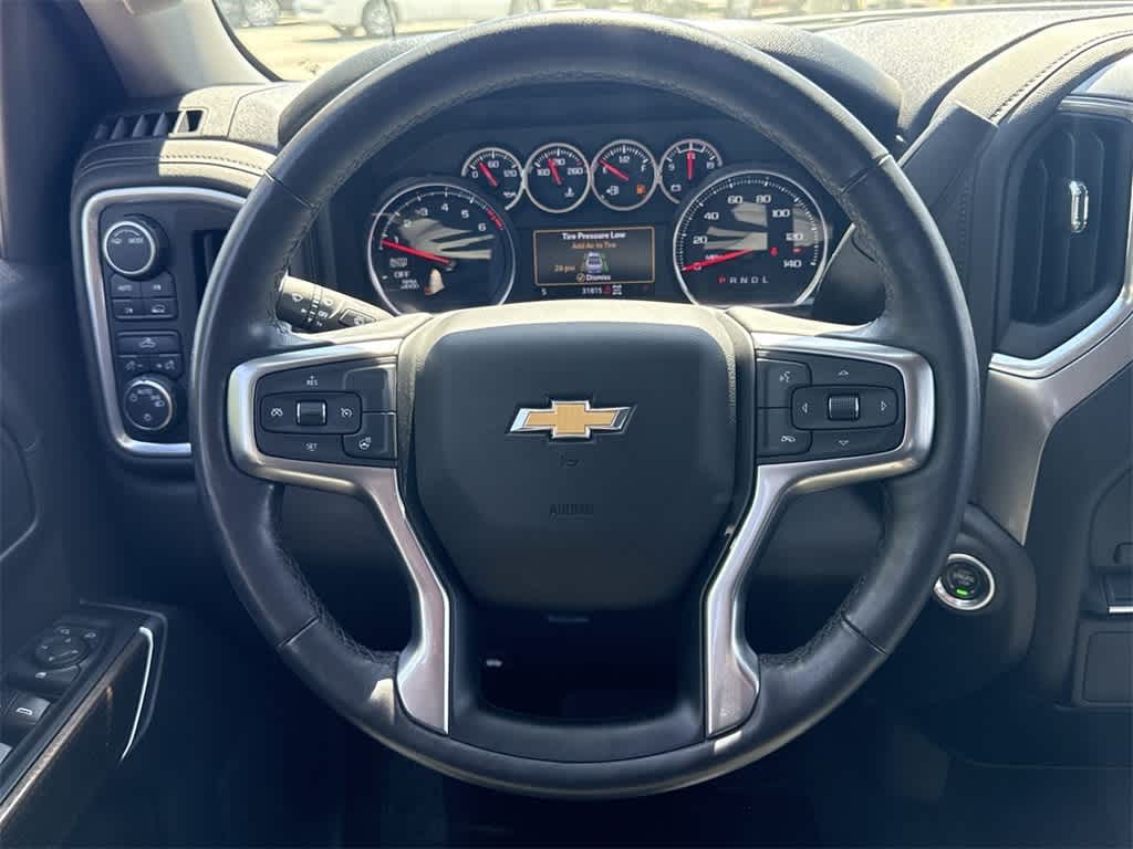 2021 Chevrolet Silverado 1500 LT 17