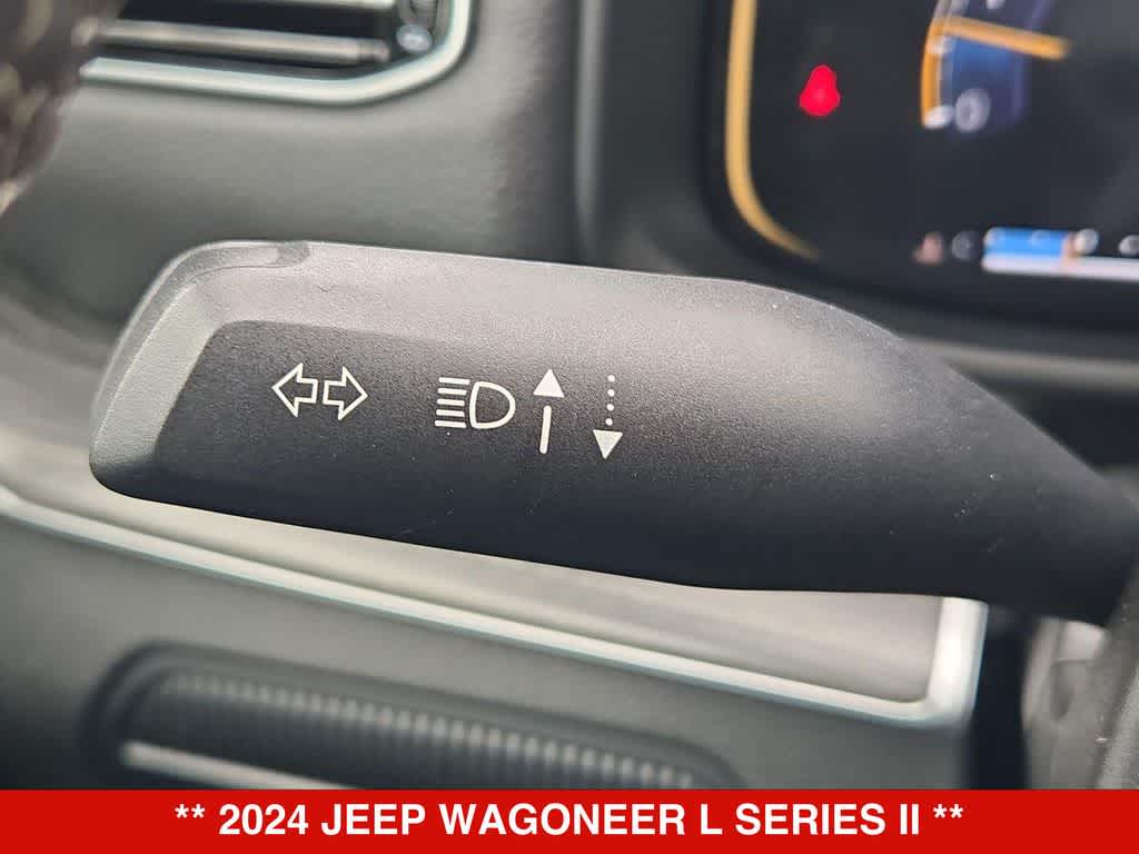 Thumbnail: 2024 Jeep Wagoneer - 25