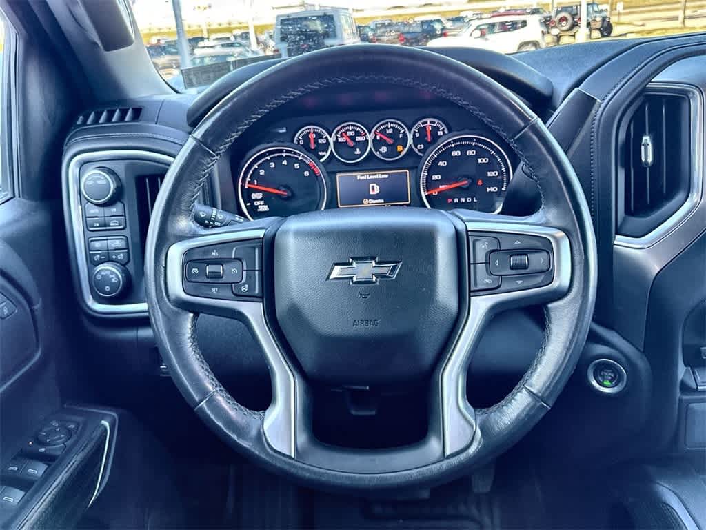 Thumbnail: 2021 Chevrolet Silverado 1500 - 17