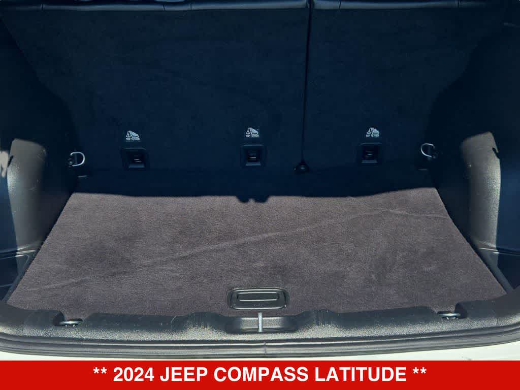 Thumbnail: 2024 Jeep Compass - 31