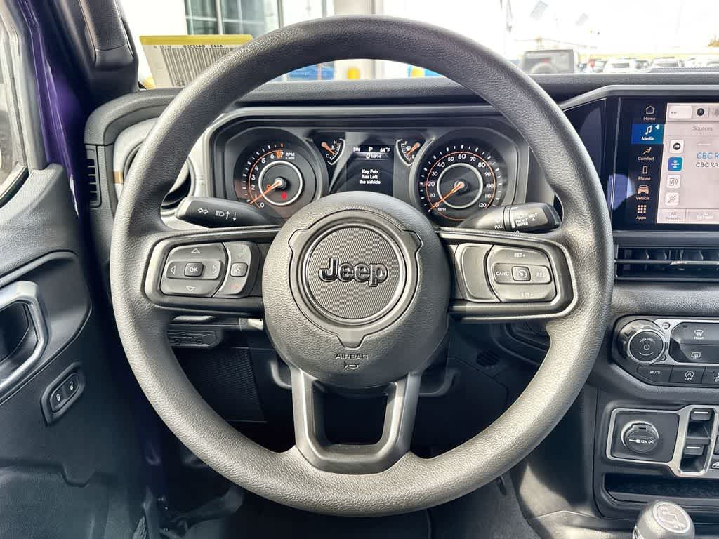 Thumbnail: 2026 Jeep Gladiator - 18