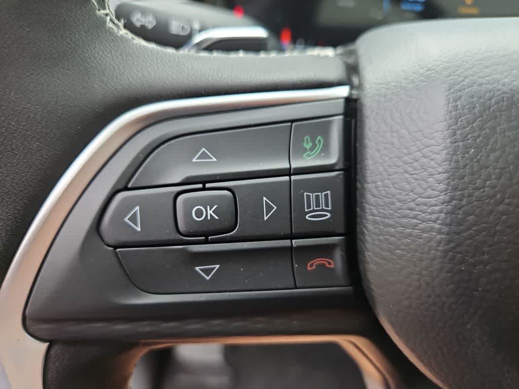 Thumbnail: 2025 Jeep Grand Cherokee L - 25