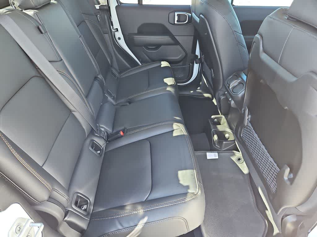 Thumbnail: 2026 Jeep Gladiator - 21