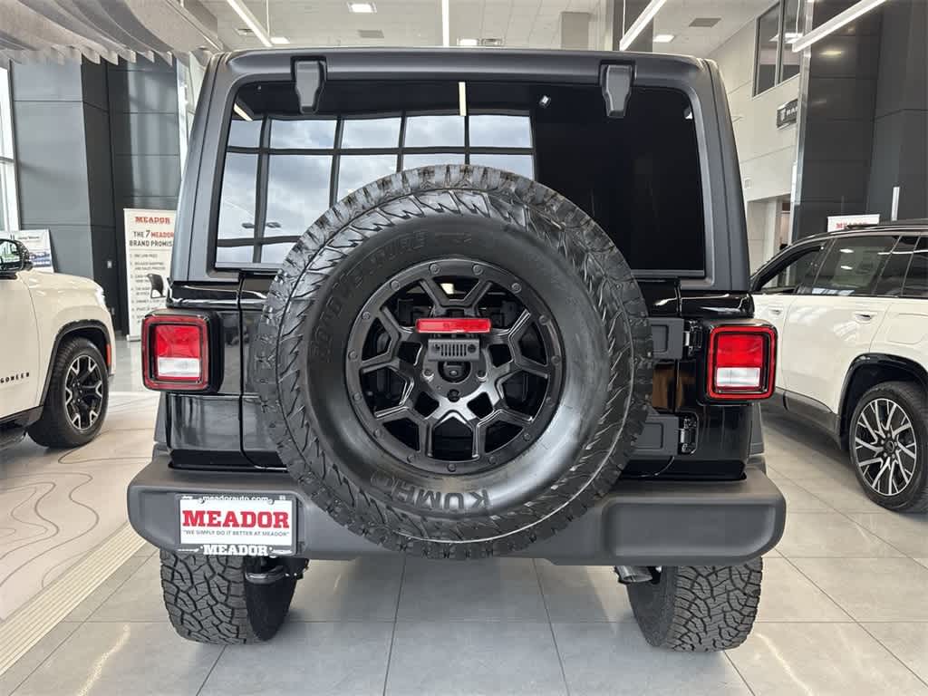 Thumbnail: 2025 Jeep Wrangler - 5