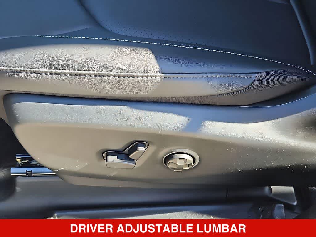 Thumbnail: 2026 Chrysler Pacifica - 18