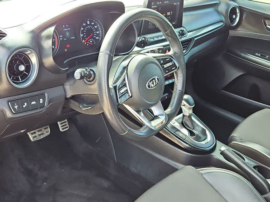 Thumbnail: 2020 Kia Forte - 10