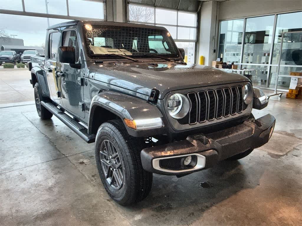 Thumbnail: 2025 Jeep Gladiator - 6