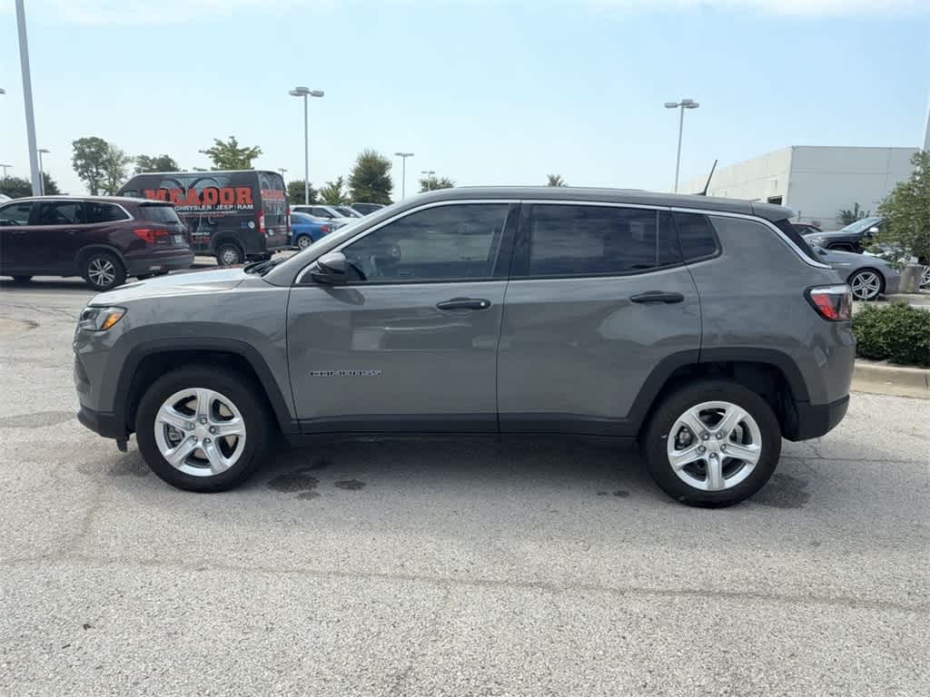 Thumbnail: 2023 Jeep Compass - 3