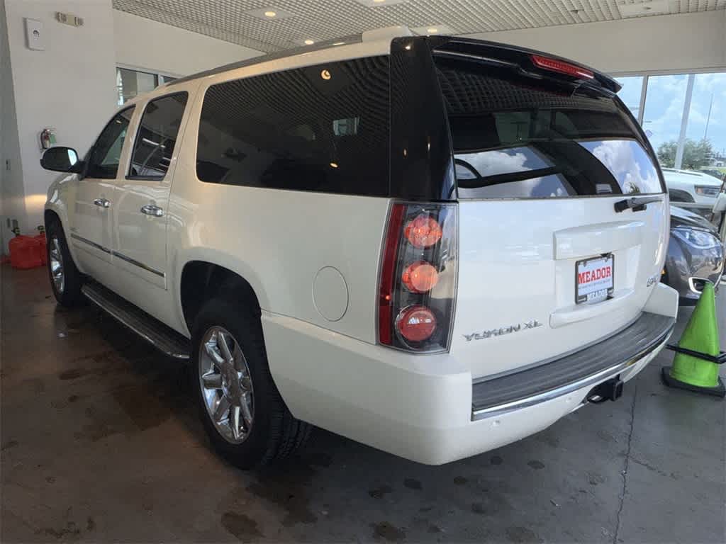 Thumbnail: 2013 GMC Yukon XL - 4