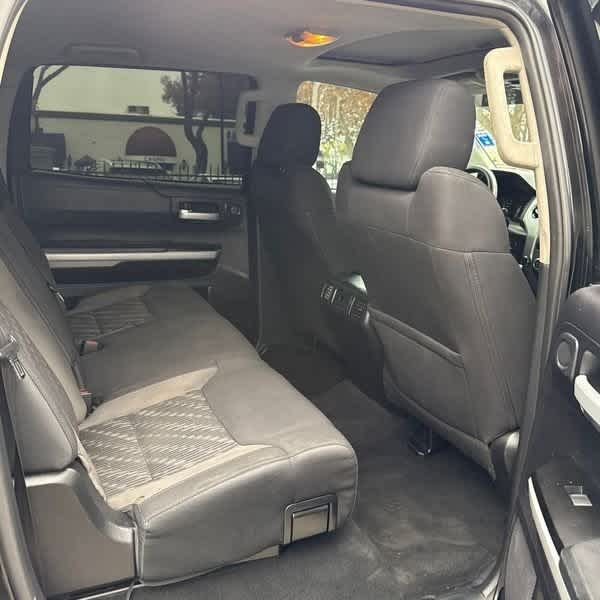 Thumbnail: 2020 Toyota Tundra - 9