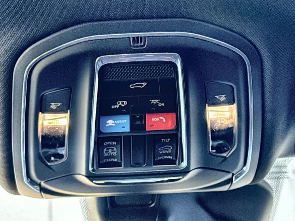 Thumbnail: 2026 Jeep Grand Cherokee - 20