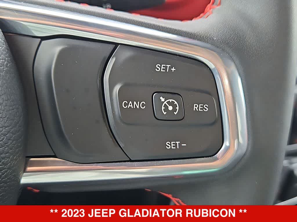 Thumbnail: 2023 Jeep Gladiator - 25