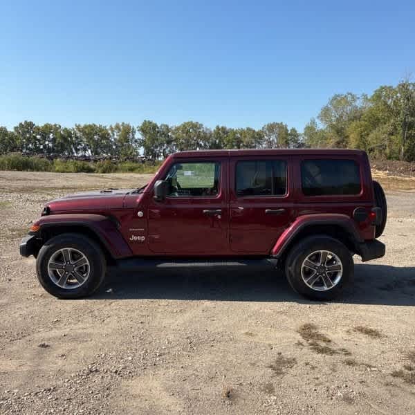 2021 Jeep Wrangler Unlimited Sahara photo 3
