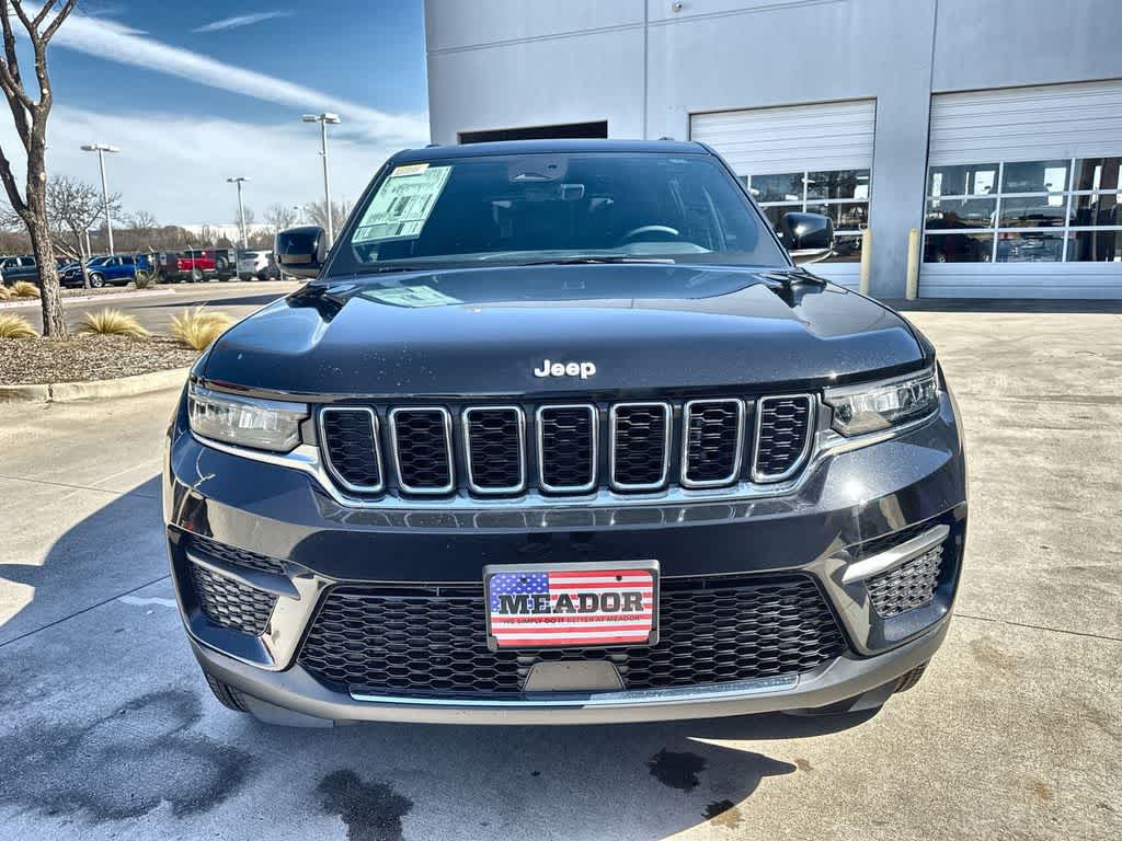 Thumbnail: 2026 Jeep Grand Cherokee - 7