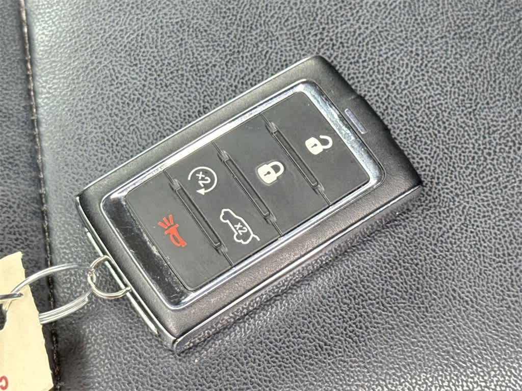 Thumbnail: 2022 Jeep Grand Cherokee L - 26