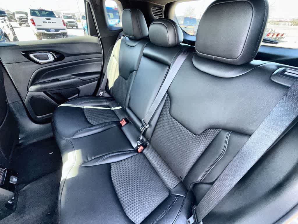 Thumbnail: 2026 Jeep Compass - 14