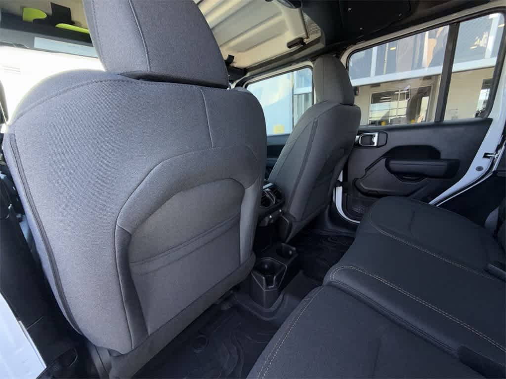 Thumbnail: 2025 Jeep Wrangler - 21