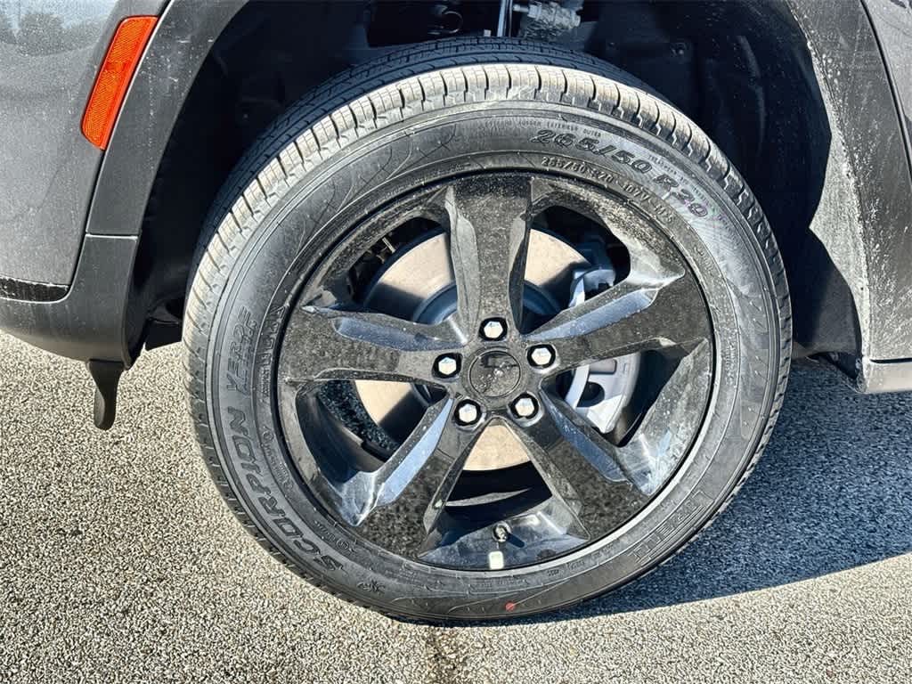 Thumbnail: 2025 Jeep Grand Cherokee L - 9